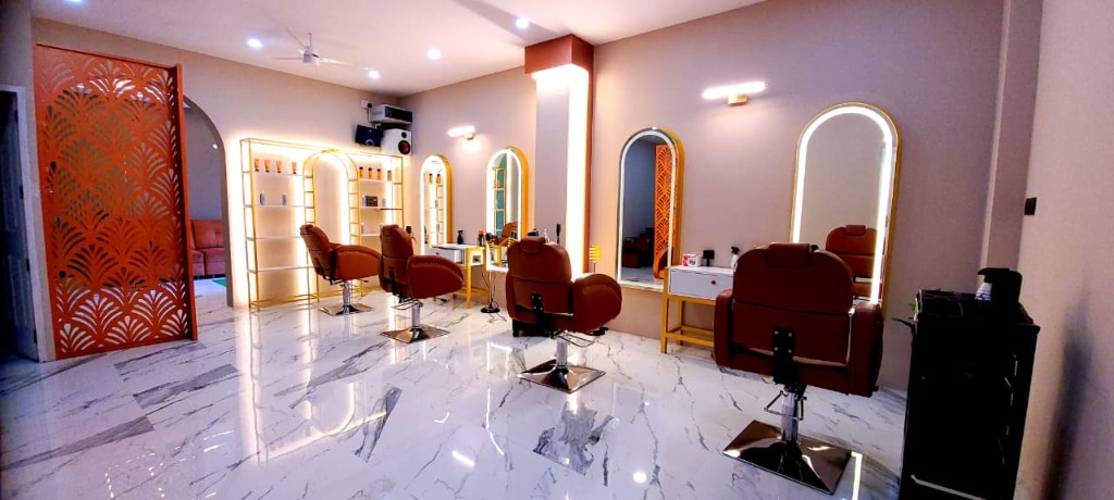 Gloss Family Salon Interior